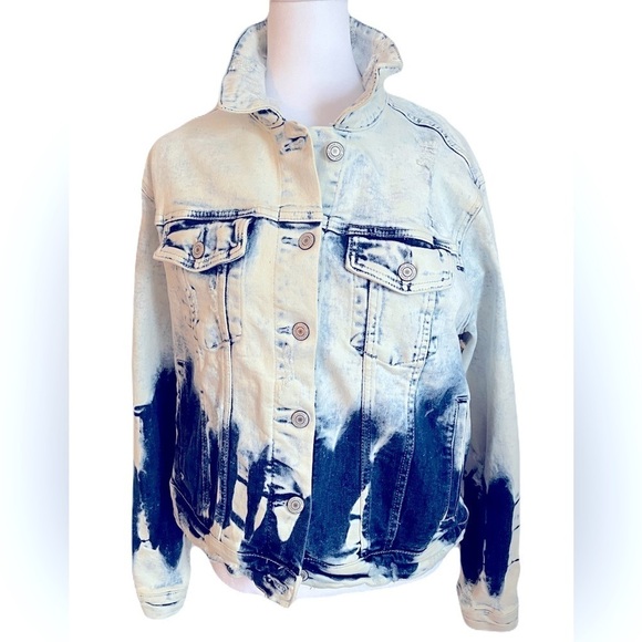 Vervet Los Angeles Denim Jacket Classic Fit Distressed Acid Wash Light and Dark - Picture 1 of 12